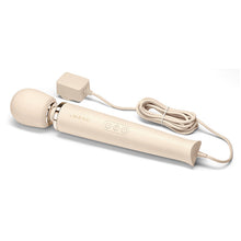 Load image into Gallery viewer, Le Wand Powerful Mains Powered Massager