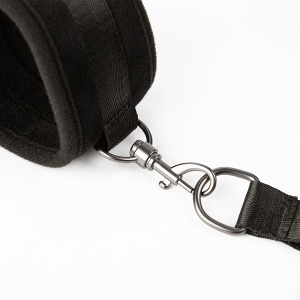 Close up of the buckle and strap component of the hog tied and satisfied kit from Sei Mio