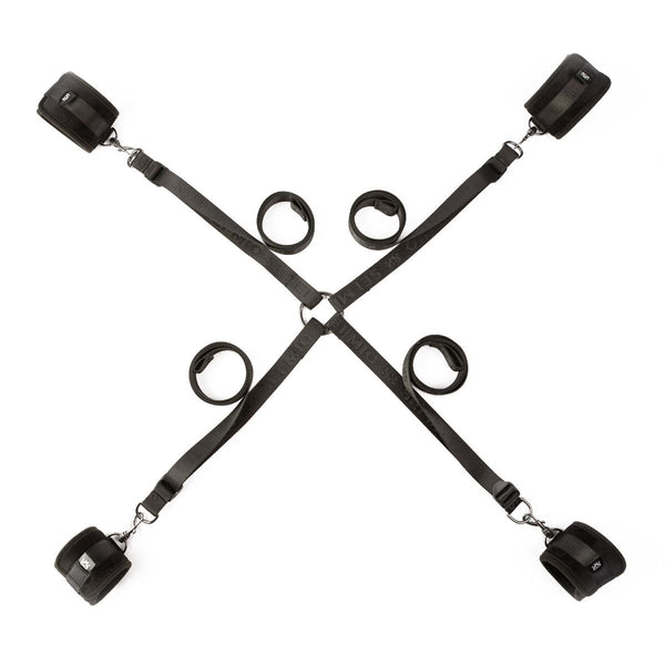 Sei Mio Bed-Spreader Under Bed Restraint System components laid out on a white background.