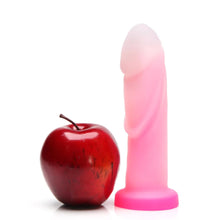 Load image into Gallery viewer, Size comparison of the Tantus Cush O2 dual density silicone dildo with an apple - Sex Siopa, Ireland&#39;s best sex toys and adult accessories